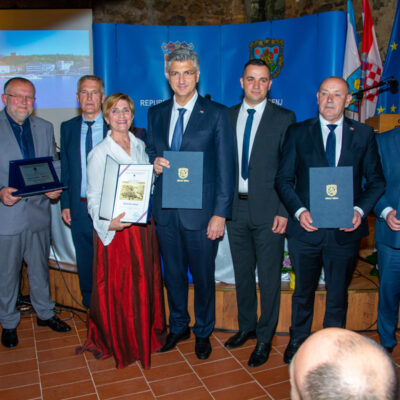 Dubravki  Glavaš  nagrada  grada  Senja