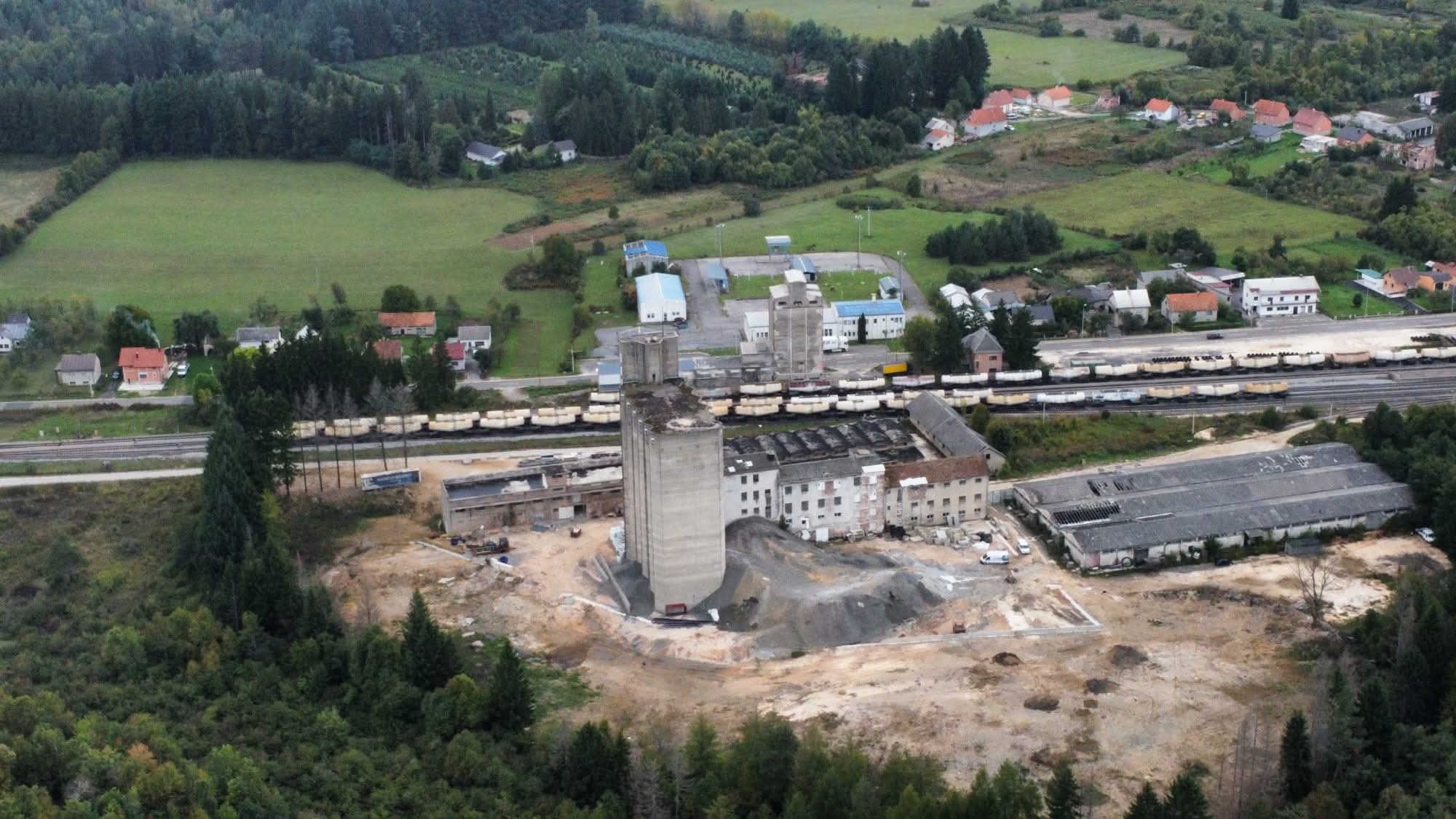 Aferu  oko  smeća  u  Gospiću  “maca popapala” !