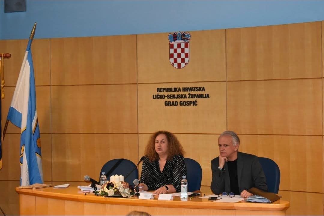 Predsjednica GV Gospić dr. Mirjana Vrkljan Radošević : Gospić  propada  jer  nema  viziju  razvoja, Milinović  prijeti