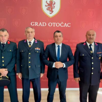 U Otočcu obilježen blagdan svetog Florijana: Gradonačelnik Goran Bukovac primio vatrogasce